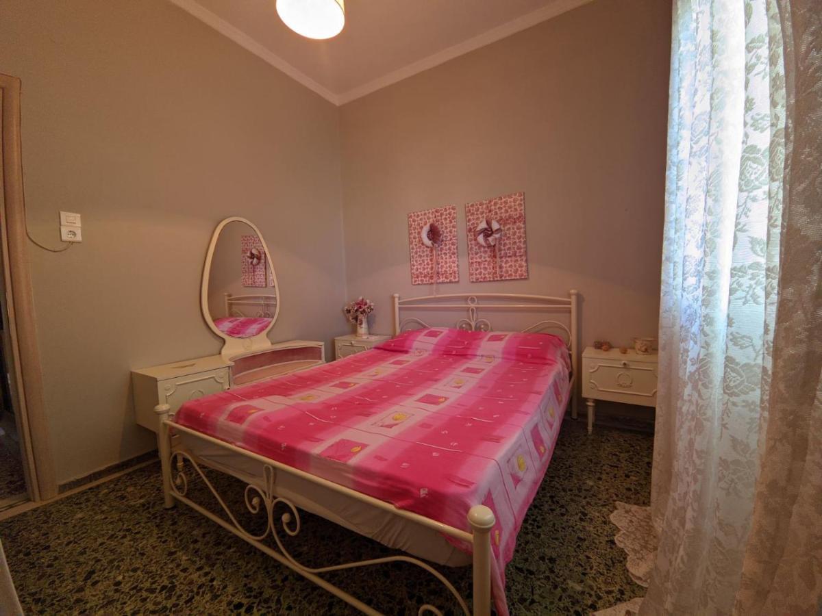 Μοντέρνα Εξοχική Κατοικία Στην Κωμη Komi  ภายนอก รูปภาพ